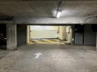 Place de parking 1er sous-sol entre gare et mairie